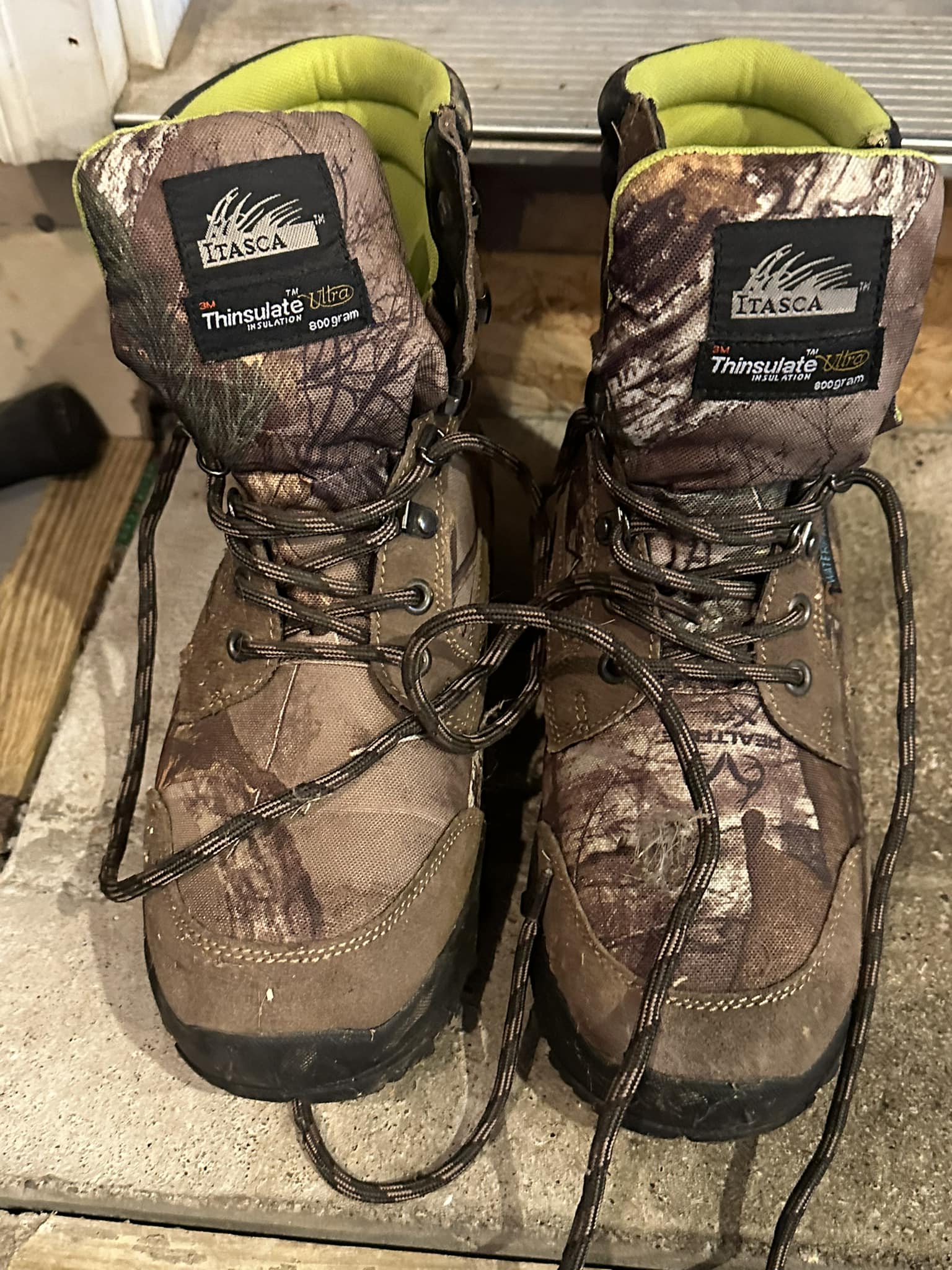 thinsulate hunting boots